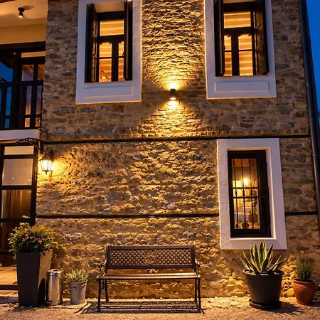 Луксозна вила Nikolas Premium Stone Manor *