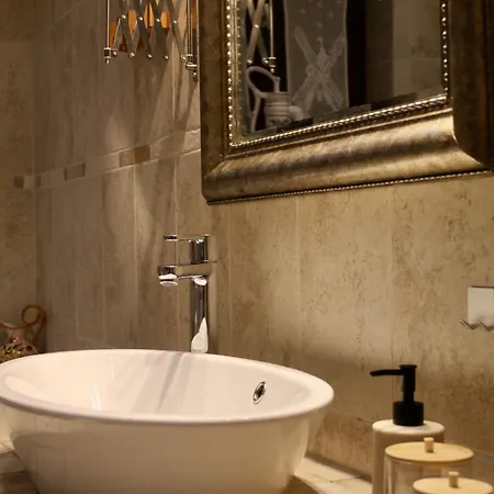 Луксозна вила Nikolas Premium Stone Manor Vogatsiko